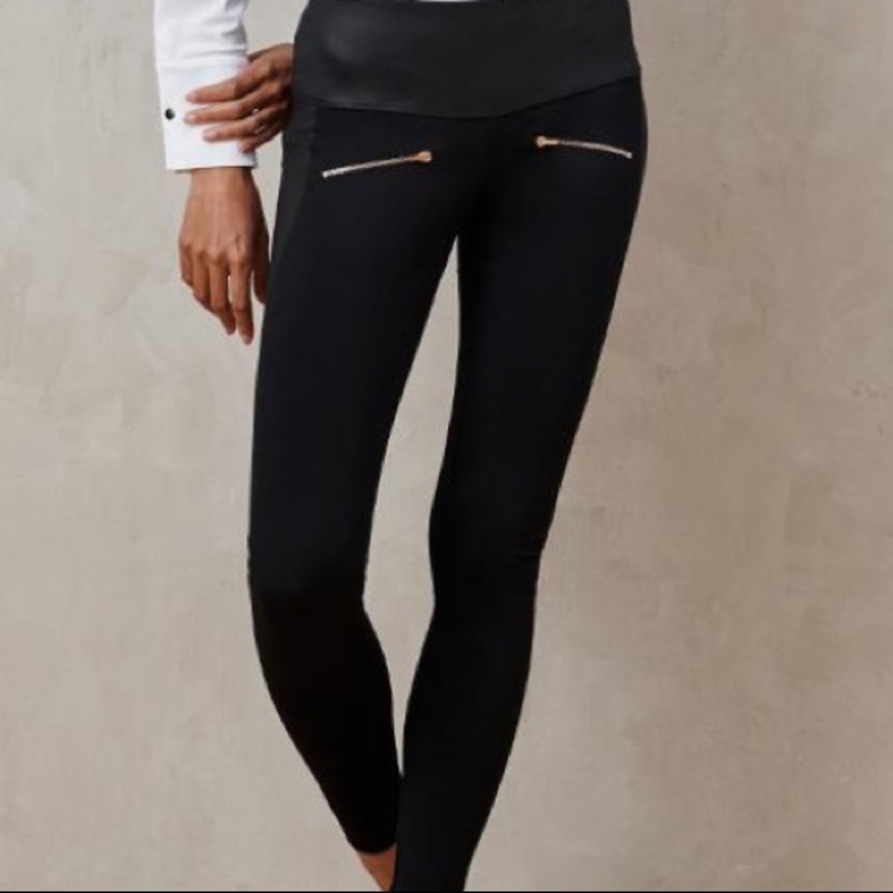 ADAY throw and roll leggings